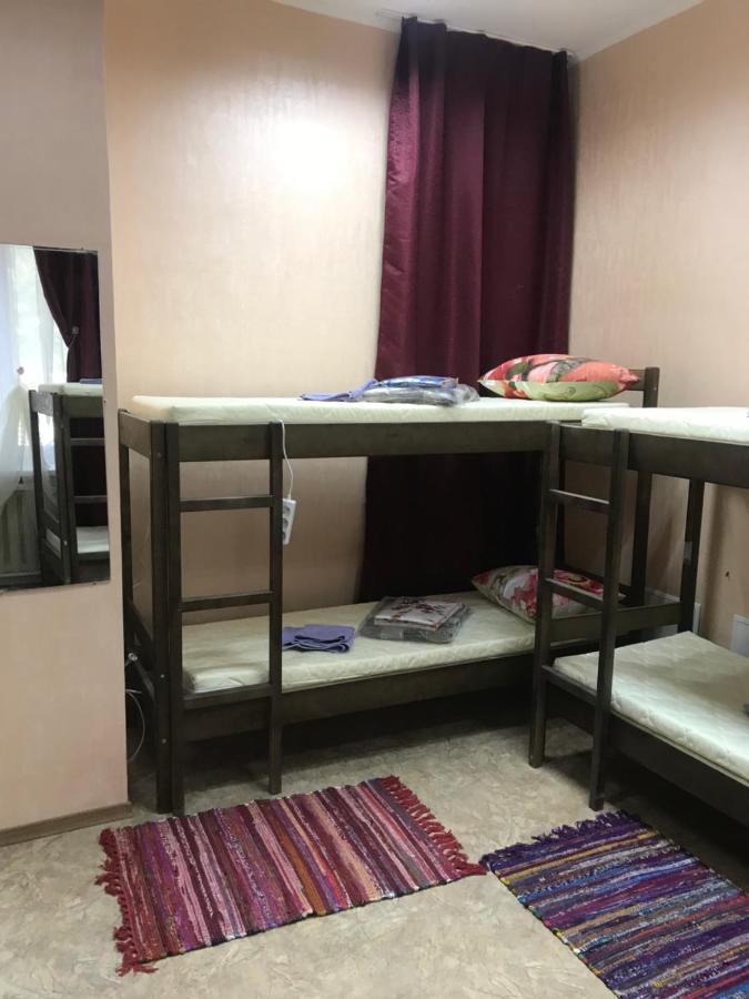 Ararat-Demeevskaya Hostel Kiev Buitenkant foto