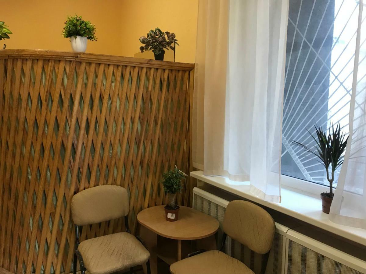 Ararat-Demeevskaya Hostel Kiev Buitenkant foto