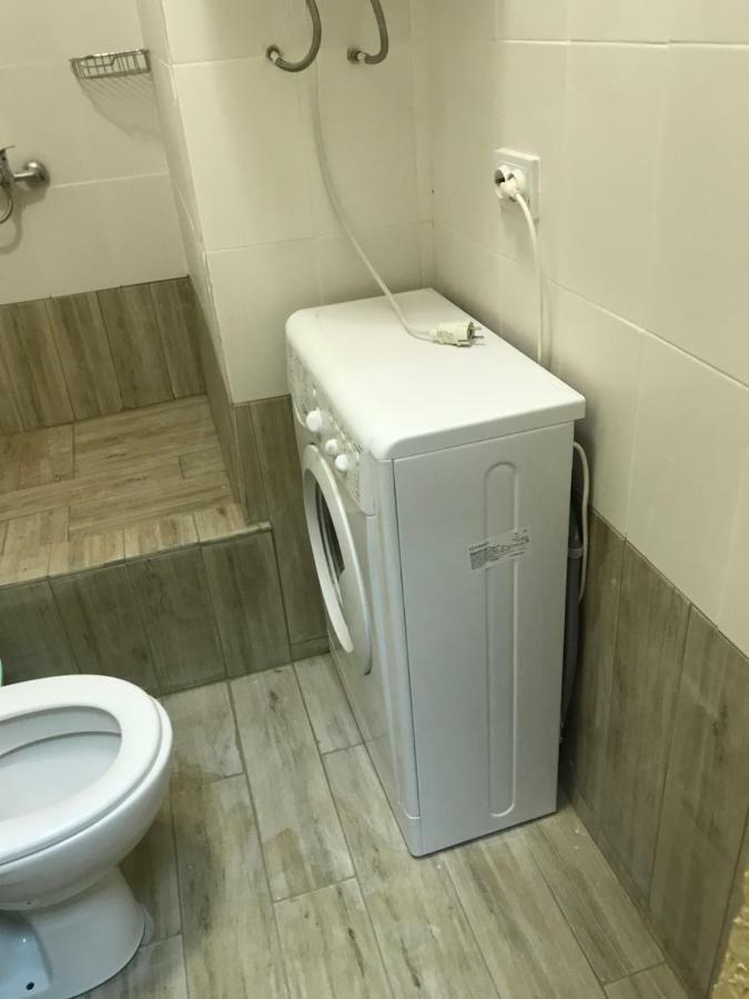 Ararat-Demeevskaya Hostel Kiev Buitenkant foto