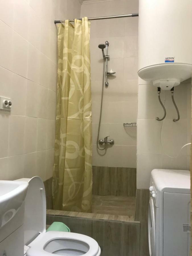 Ararat-Demeevskaya Hostel Kiev Buitenkant foto